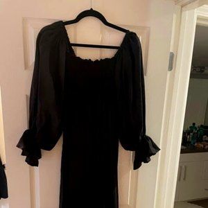 Black Sleeper Dress (Size Small)